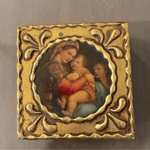 Vintage Wooden Trinket Box